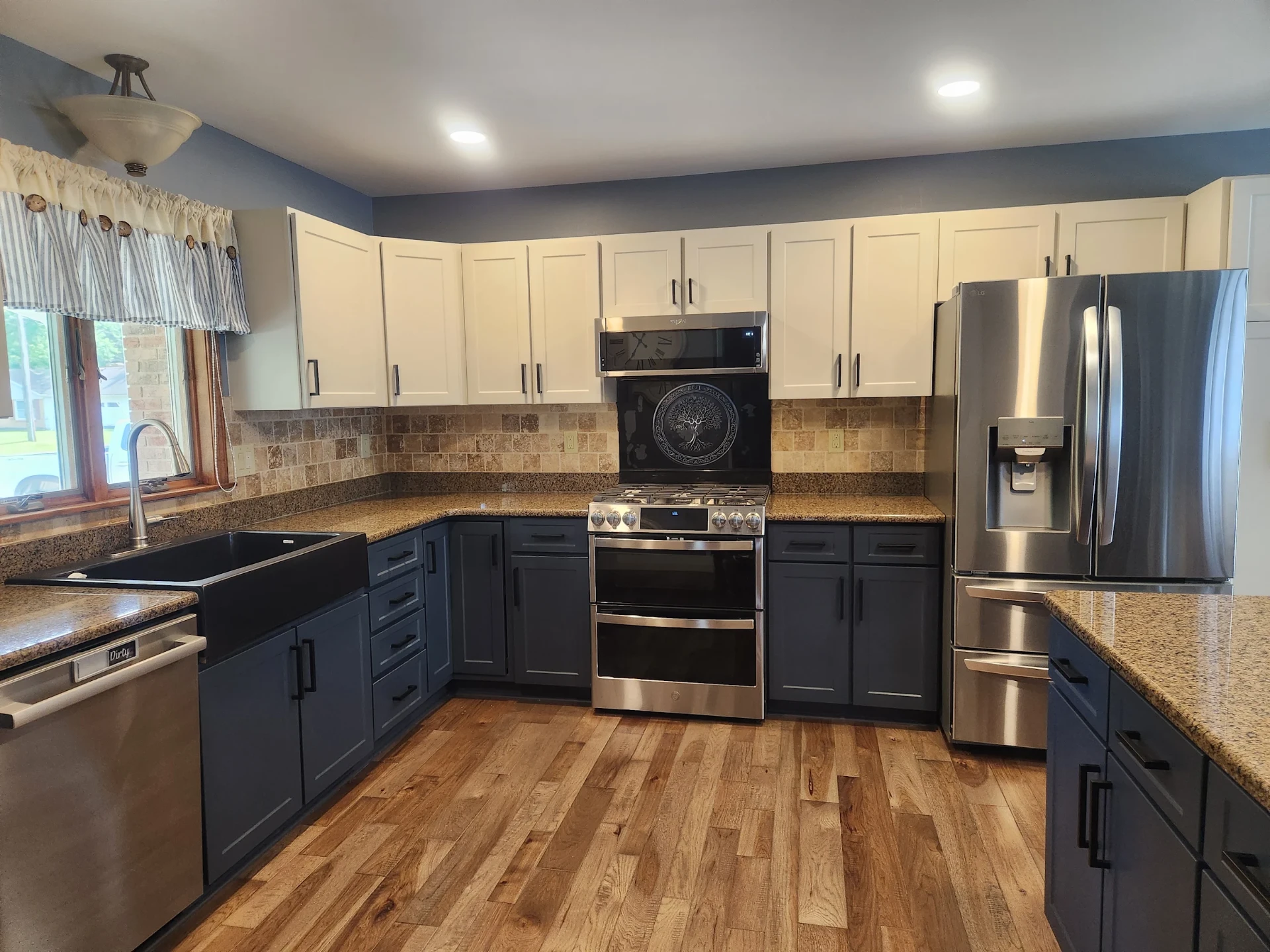 Cabinet project 3 by All Pointes Cabinet Refinishing