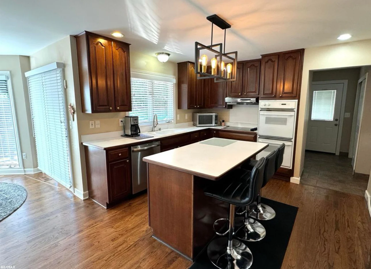 Cabinet project 5 by All Pointes Cabinet Refinishing